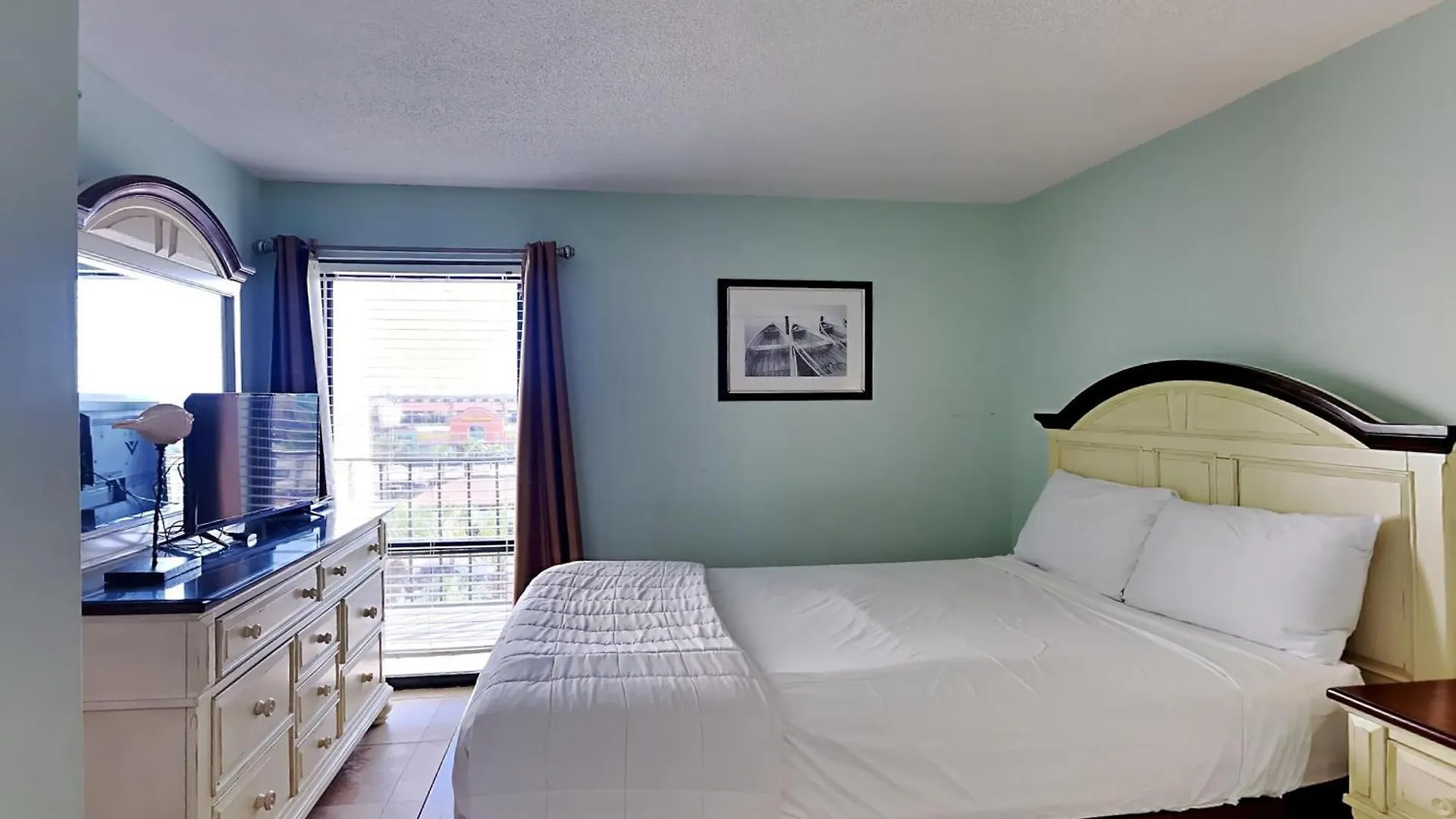 Edgewater Tower III 406 Apartment Panama City Beach