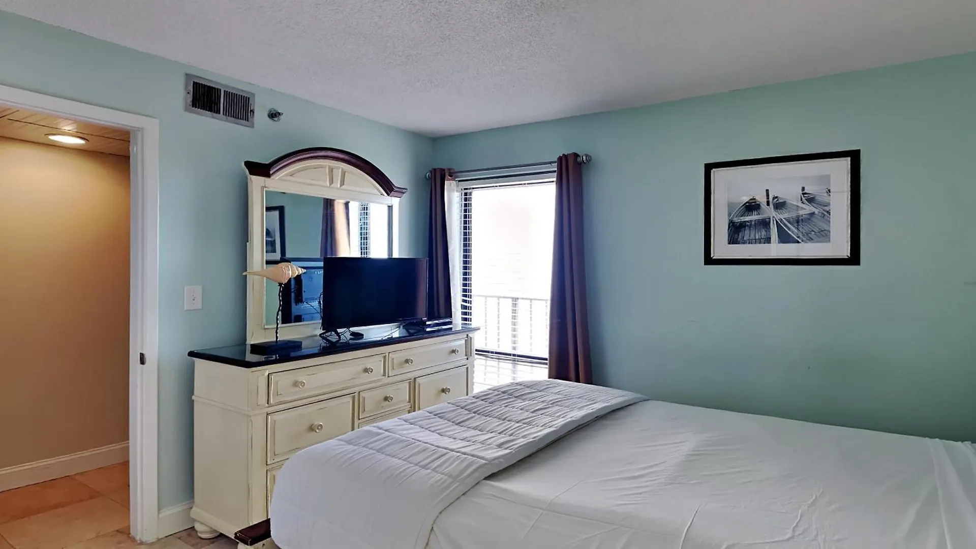 Edgewater Tower III 406 Apartment Panama City Beach